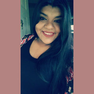 Meet your Posher, Karely